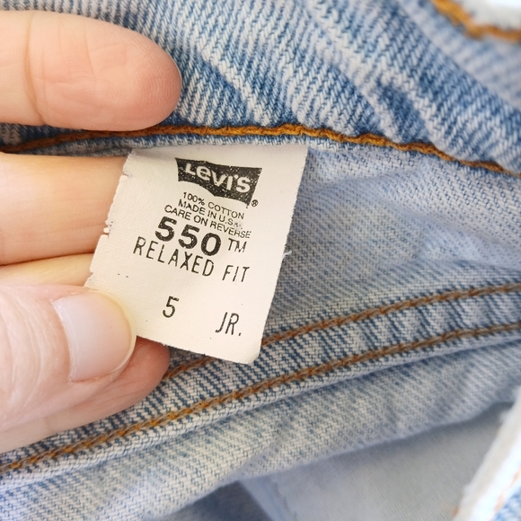 Vintage 550 Levi's Relaxed Highrise Shorts 5 Jr. - Picture 5 of 6